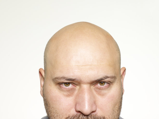 秃头男人图片下载