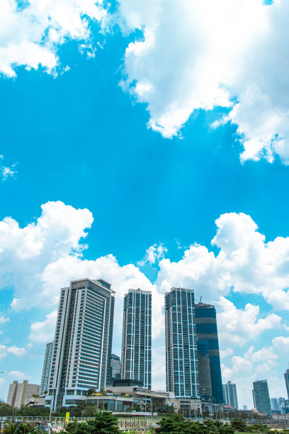 科伦坡港口城市的主要商业建筑和酒店景观，斯里兰卡图片下载