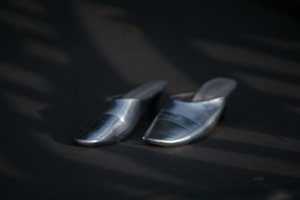 一双鞋图片下载