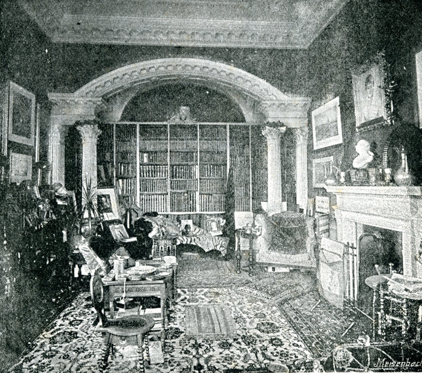 维多利亚时代的白色小屋。在里士满公园。  泰克公爵客厅图片下载