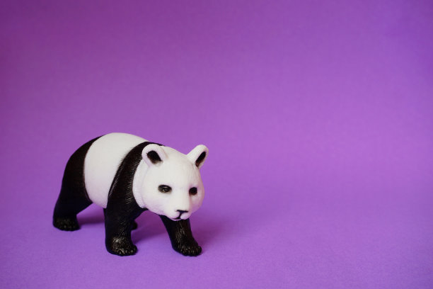 熊猫角色儿童玩具的创意形象图片下载