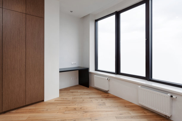 家庭办公室在现代公寓装修图片下载