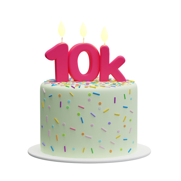 卡通蛋糕，蜡烛形状像“10k”。图片下载