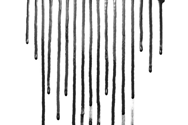 墨黑色的水彩滴在白色的底色上，或如一滴血图片下载