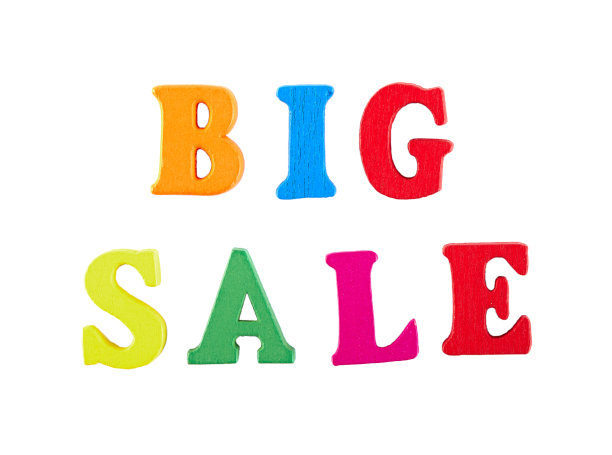 大的销售。大销售颜色完成3d文本在白色背景。图片下载