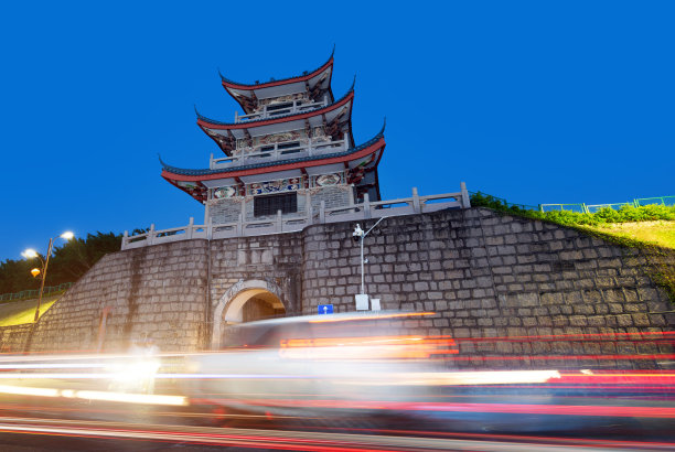 古城建筑夜景图片下载