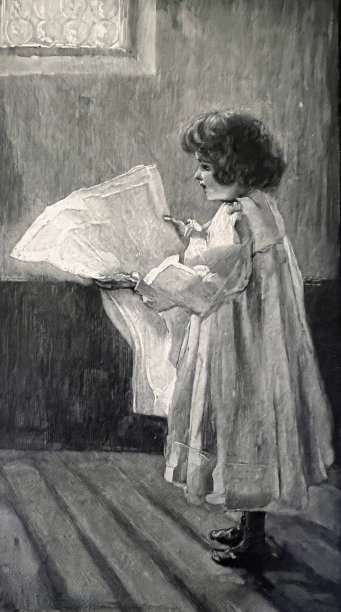 女孩像她父亲一样站着读报纸图片下载