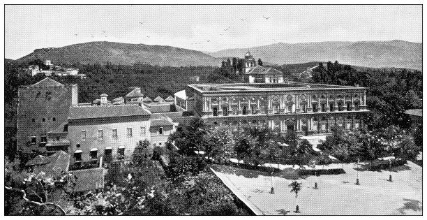 西班牙的古董旅行照片:查尔斯五世宫殿和阿尔罕布拉宫图片下载