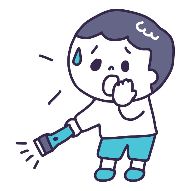 一个年轻人手持手电筒寻找走失的猫狗(全身)图片下载