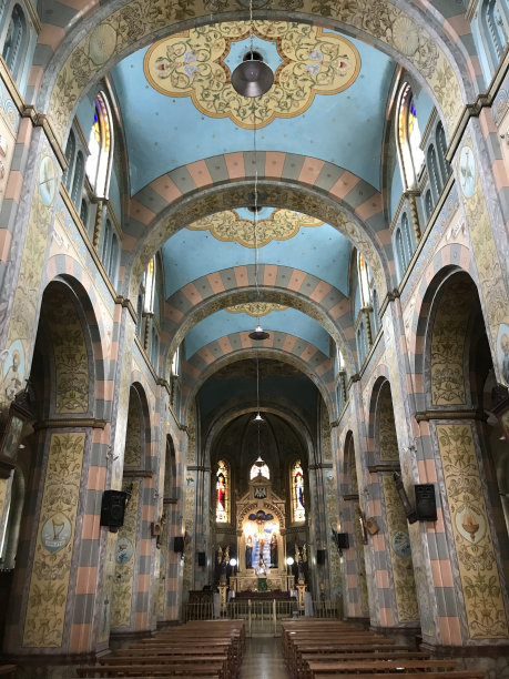 厄瓜多尔，皮钦查，基多大教堂图片下载