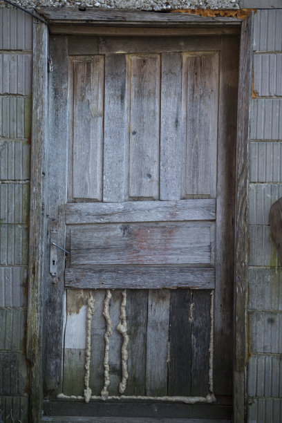 陈旧的木门。图片下载