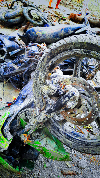 2018年10月苏拉威西中部帕卢东加拉地震、海啸和液化自然灾害图片下载