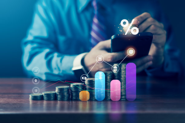 利率聚光灯，商人分析抵押贷款利率图片下载