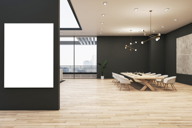 前视图在空白的白色海报与地方为您的标志或文字在宽敞的时尚餐厅与木桌和地板和深色墙壁背景黑色隔断。3D渲染，模型图片下载