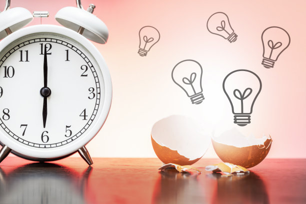 新观念时间概念。是时候诞生新的东西了。图片下载