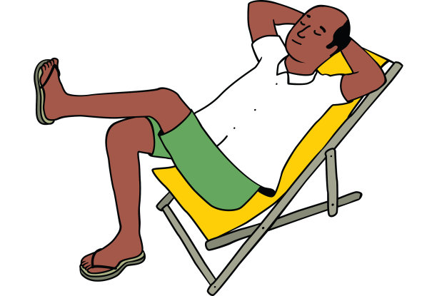 一个印度教的秃顶男人坐在甲板上的椅子上休息图片下载