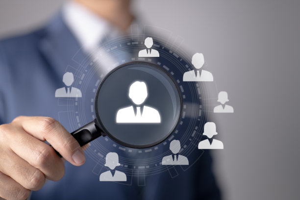 猎头、招聘和人力资源管理都是用来描述挑选领导或员工的过程的术语。图片下载