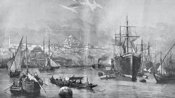 君士坦丁堡，金角，背景是圣索菲亚大教堂图片下载