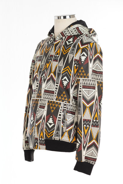 皮夹克孤立在白色背景。图片下载