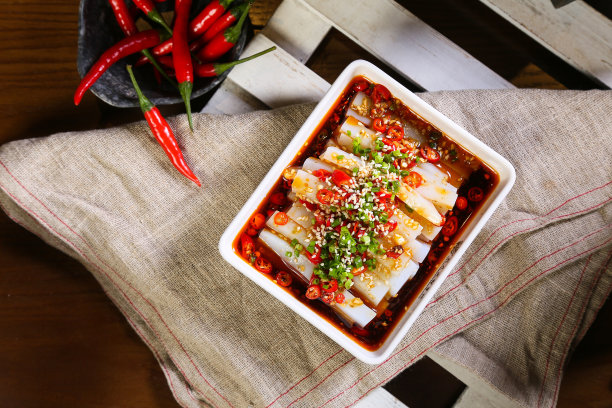 川北凉粉、豆浆，以青花、米、地瓜粉为原料制成，四川街头小吃，中国美食图片下载