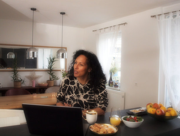 在家办公图片下载