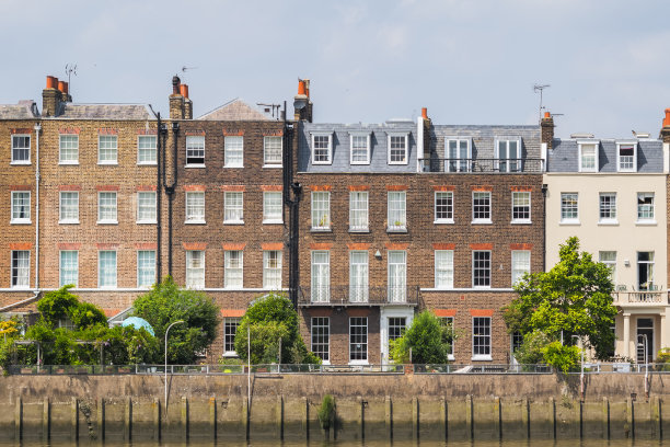 Hammersmith Terrace，伦敦Hammersmith的河边联排房屋图片下载