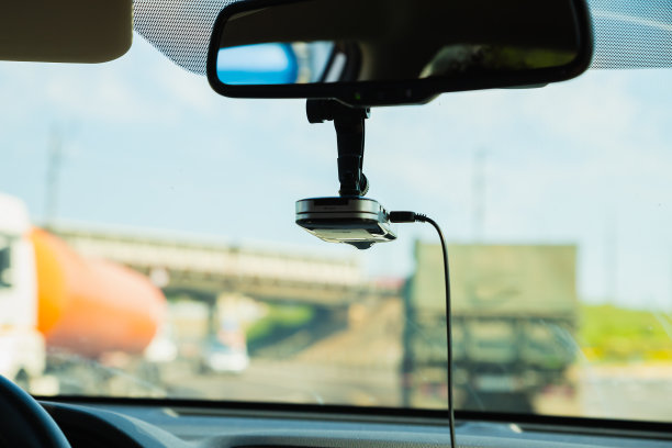 数码录像机、车载摄像头、车载闭路电视、汽车后视镜。图片下载