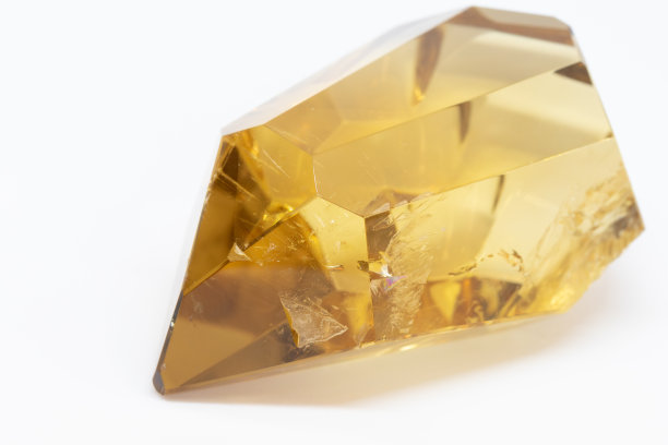 黄水晶，动力宝石，白色背景图片下载
