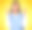 希望，手指交叉，演播室里的年轻女子希望成功，胜利或成就。幸福，微笑和兴奋的印度女模特用一个信仰的手势被黄色背景隔离图片下载
