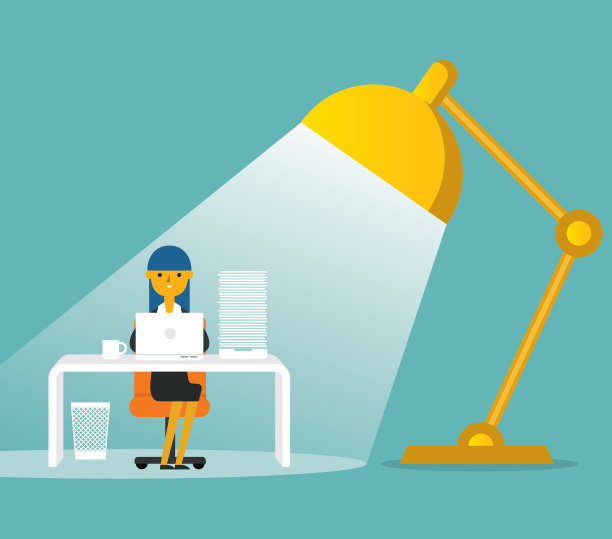 在灯下加班的女商人图片下载