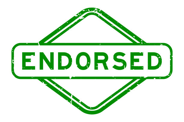 垃圾绿色背书字橡胶印章在白色背景图片下载