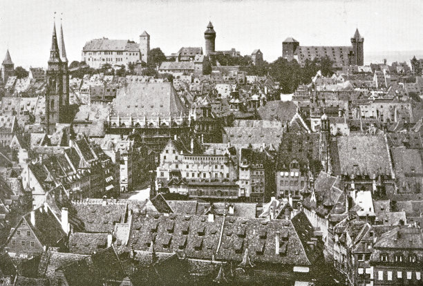 俯瞰纽伦堡的屋顶图片下载