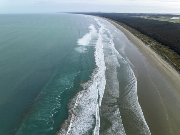 新西兰北国的90英里海滩图片下载