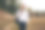 男士西装，格子夹克，白衬衫，户外打领结图片下载