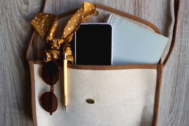 采购产品包，书，电话和配件图片下载