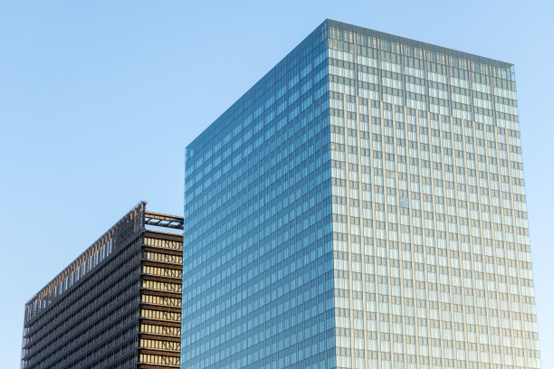 2000年代风格的风险商业大厦，东京图片下载