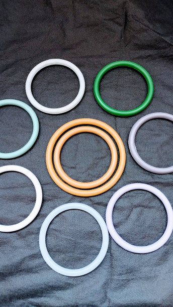 颜色的篮球图片下载