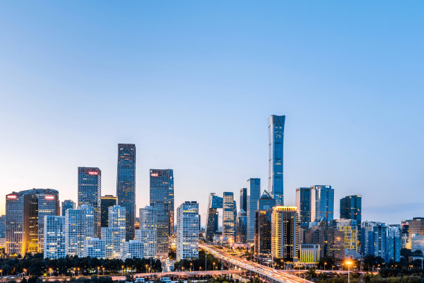 中国北京CBD建筑群的夜景图片下载