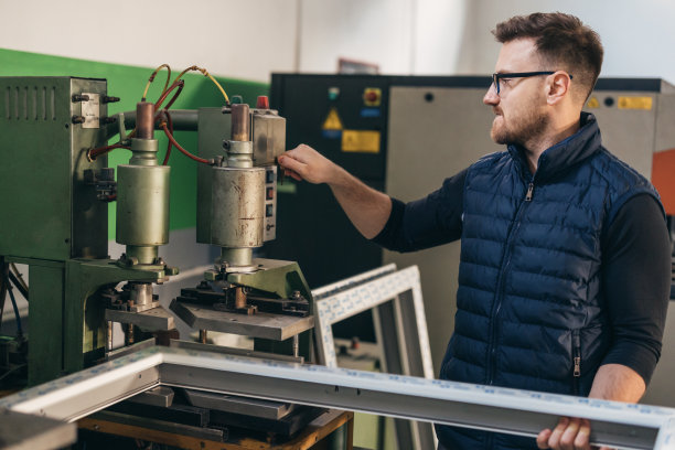 PVC门窗行业图片下载