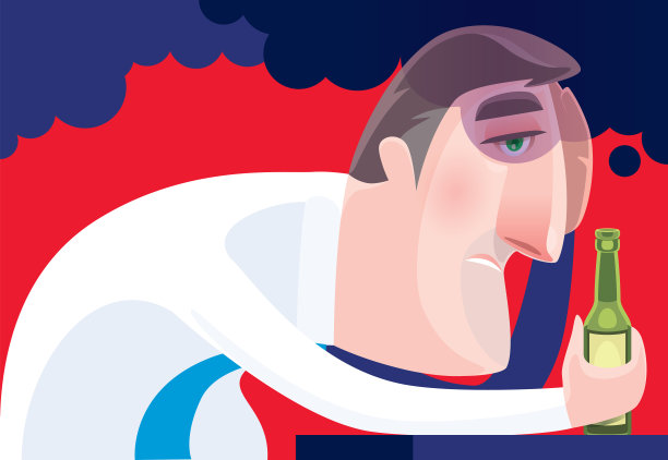 悲伤的中年男子拿着啤酒瓶和乌云覆盖图片下载