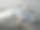 旧黑色皮革摩托车座椅损坏和破碎的特写照片图片下载