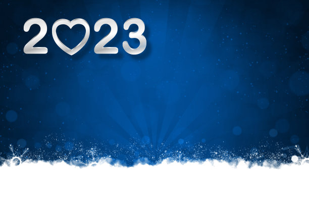 闪闪发光的圣诞水平暗明亮的宝蓝色背景与新年快乐的主题梦想，白色的颜色文本2 0 2 3与一颗心在白色的雪地和闪亮的雪花和阳光或阳光图片下载