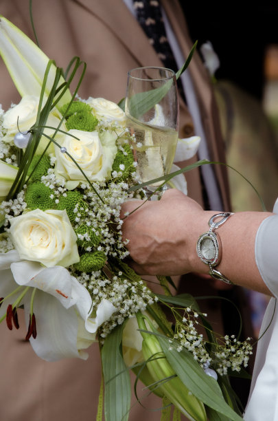 祝贺这对新婚夫妇图片下载