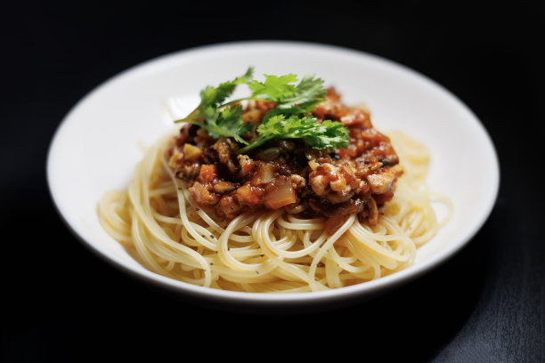 意大利番茄牛肉面图片下载