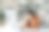亚洲女性感到头痛。在办公室用笔记本电脑和平板电脑工作时过度劳累的女商人金融家。图片下载