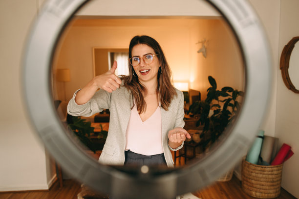 给这个视频点赞图片下载