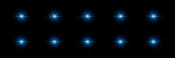 闪光:黑色背景上的一组闪光、灯光和闪光明亮的蓝色闪光和眩光。图片下载