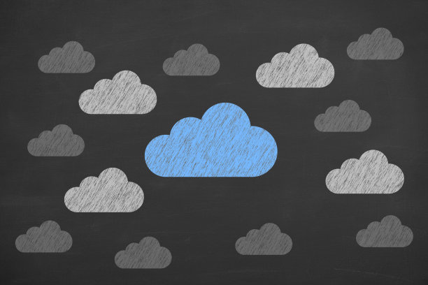 黑板背景上的云计算概念图片下载