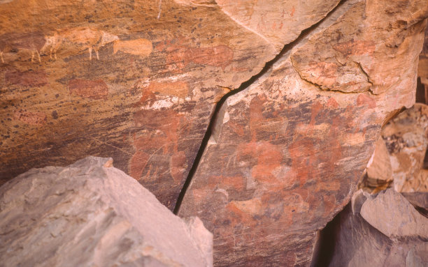 巨人城堡里的圣岩艺术图片下载