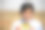 小学生快乐的孩子手里拿着借记卡图片下载